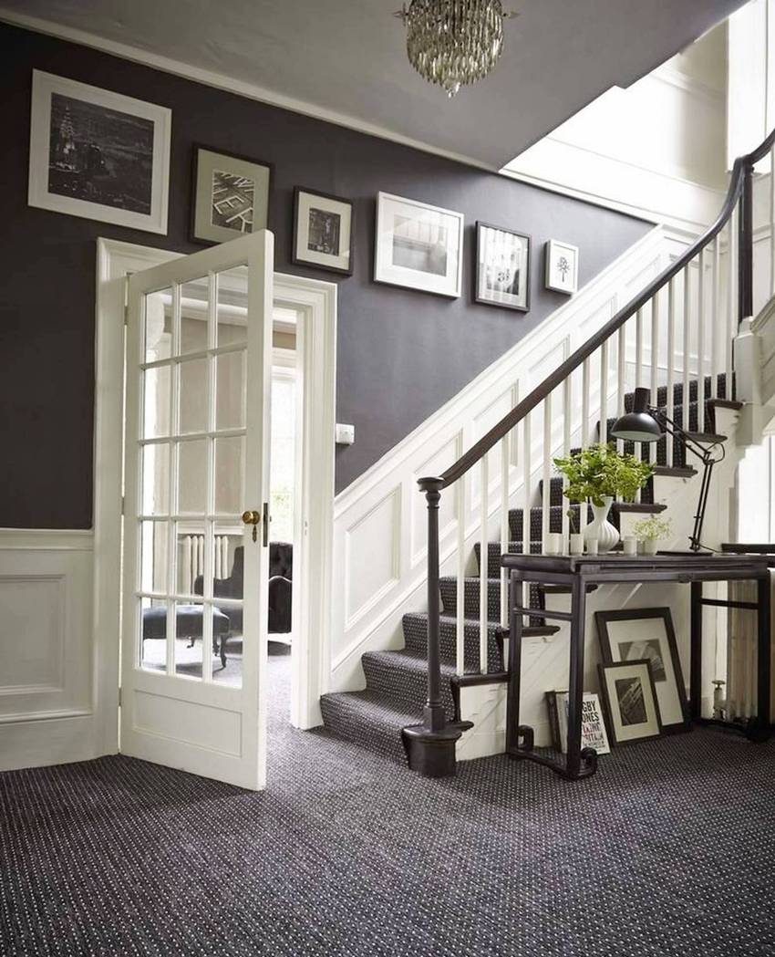 ตัวเลือกงบประมาณเพิ่มเติมสำหรับการปูห้องโถงคือพรม ตัวเลือกงบประมาณเพิ่มเติมสำหรับการปูห้องโถงคือพรม