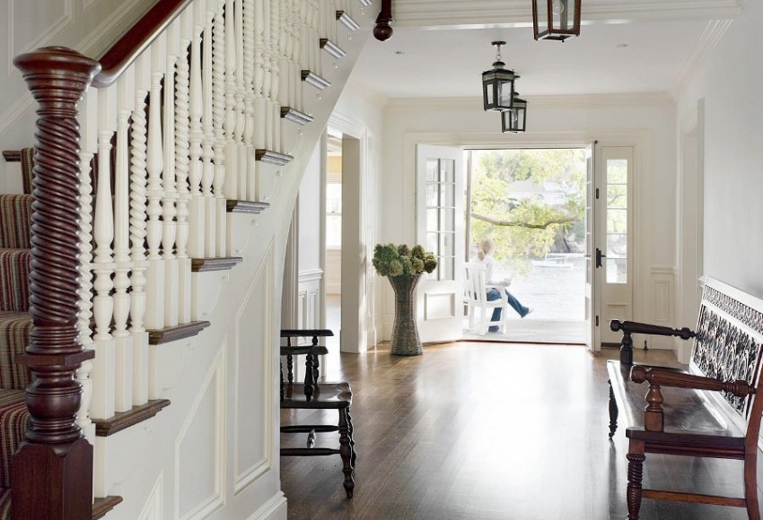 สิ่งสำคัญในการตกแต่งภายในแบบคลาสสิกคืออย่าให้ห้องโถงมีเฟอร์นิเจอร์มากเกินไป สิ่งสำคัญในการตกแต่งภายในแบบคลาสสิกคืออย่าให้ห้องโถงมีเฟอร์นิเจอร์มากเกินไป