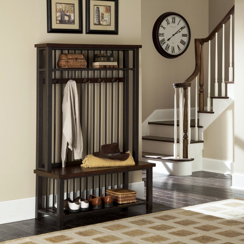 ในการทำให้เฟอร์นิเจอร์ดูโดดเด่นคุณต้องเลือกให้ตรงกันข้ามกับโทนสีของผนัง ในการทำให้เฟอร์นิเจอร์ดูโดดเด่นคุณต้องเลือกให้ตรงกันข้ามกับโทนสีของผนัง