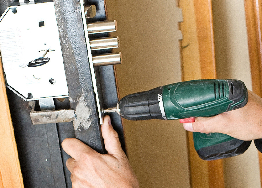 Si le dispositif d'arrêt tombe en panne, le moyen le plus simple est de remplacer l'ancien puits par un nouveau. Si le dispositif d'arrêt tombe en panne, le moyen le plus simple est de remplacer l'ancien puits par un nouveau.