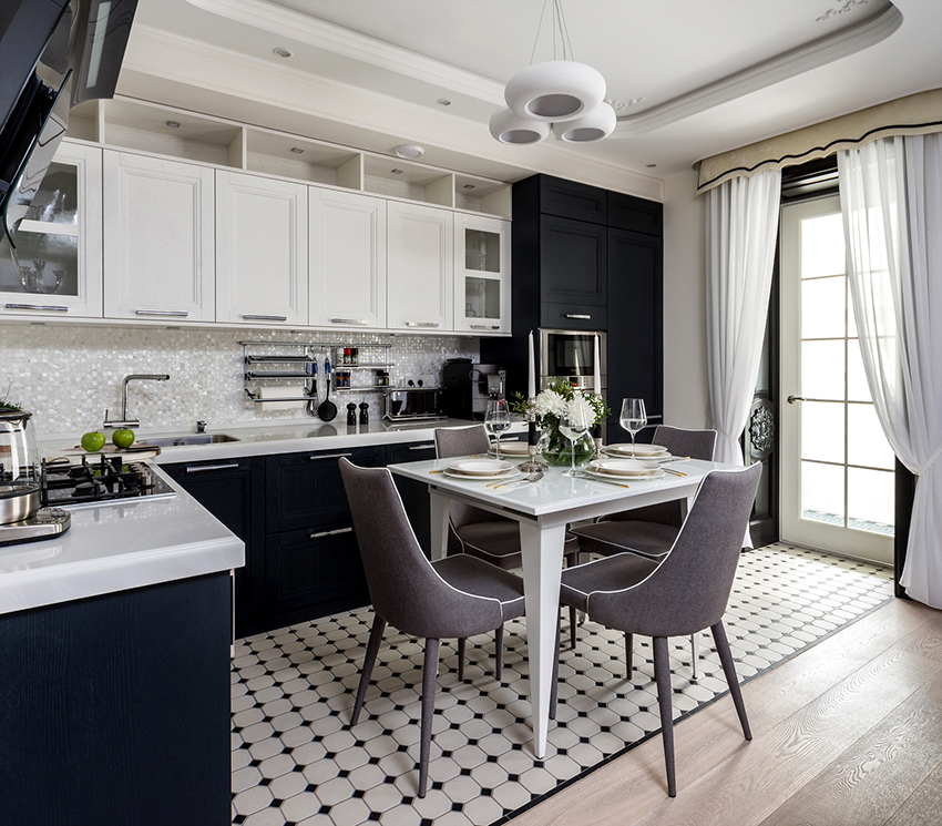 Dacă bucătăria este mică, atunci ar trebui să existe mult mai mult alb decât negru. Dacă bucătăria este mică, atunci ar trebui să existe mult mai mult alb decât negru.