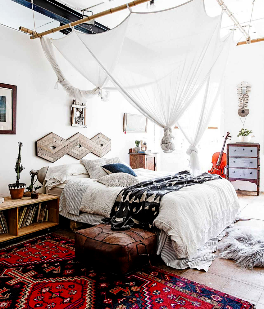 Класическият интериор boho хармонично съчетава прости и необичайни предмети Класическият интериор boho хармонично съчетава прости и необичайни предмети