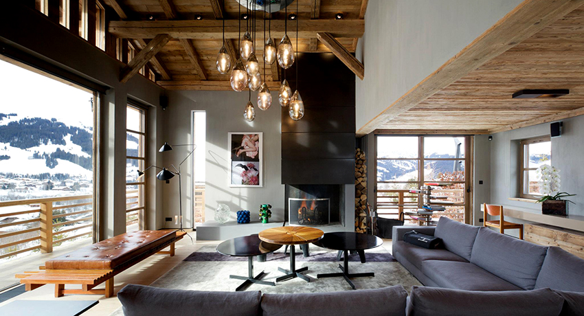 Avui en dia, l'estil dels xalets a l'interior i l'exterior de les cases és increïblement popular. Estil xalet a l'interior i exterior de les cases, o encant alpí