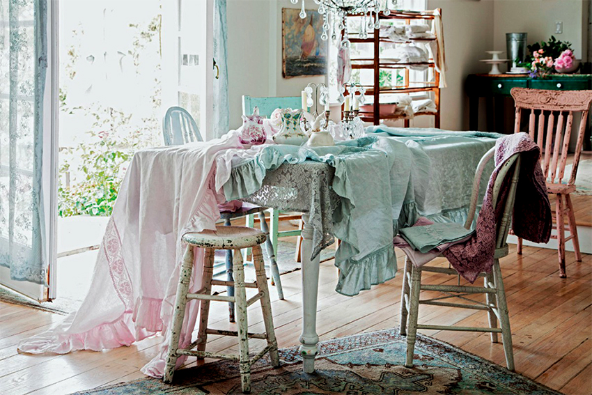 คุณสามารถทำให้เฟอร์นิเจอร์ดูมีอายุที่ถูกต้องด้วยมือของคุณเอง คุณสามารถทำให้เฟอร์นิเจอร์ดูมีอายุที่ถูกต้องด้วยมือของคุณเอง