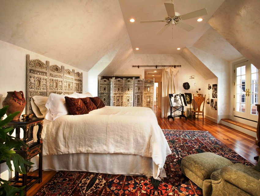 Phong cách Ả Rập của nội thất là hiện thân của sự nhẹ nhàng và bầu không khí thư giãn Phong cách Ả Rập của nội thất là hiện thân của sự nhẹ nhàng và bầu không khí thư giãn