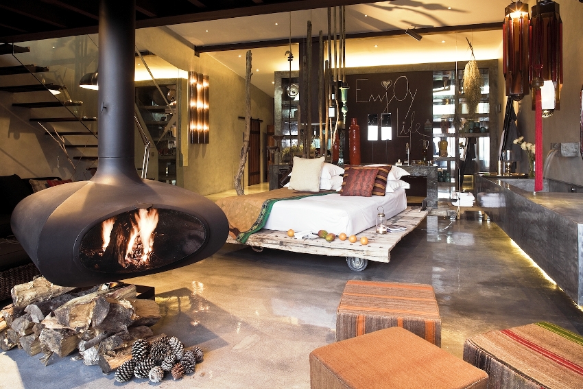 Trong số nhiều xu hướng trang trí khác nhau, phong cách nhà gỗ trong nội thất là đặc biệt độc đáo. Trong số nhiều xu hướng trang trí khác nhau, phong cách nhà gỗ trong nội thất là đặc biệt độc đáo.