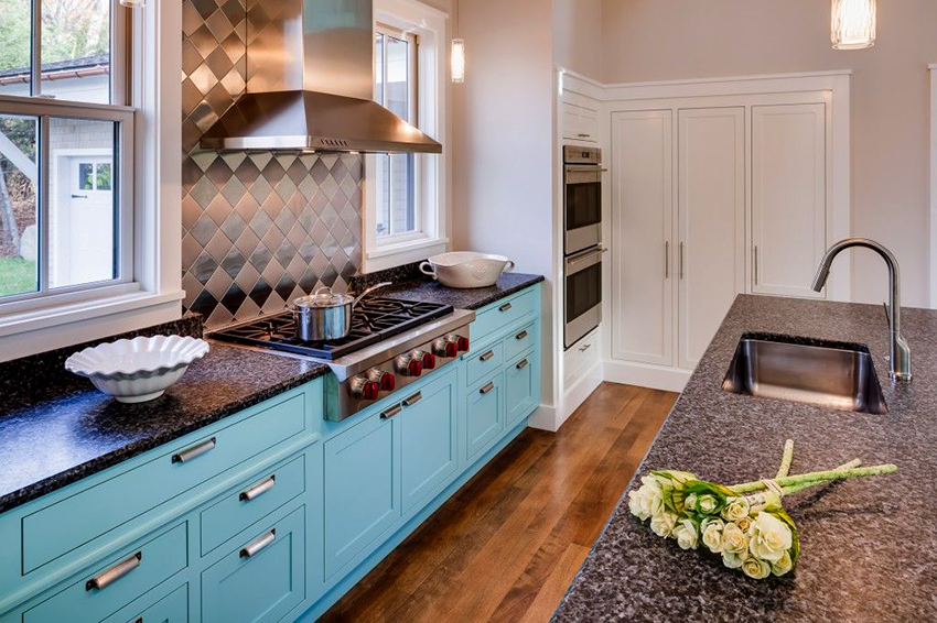 Blaty kuchenne wykonane są z kamienia naturalnego i sztucznego Blaty kuchenne wykonane są z kamienia naturalnego i sztucznego