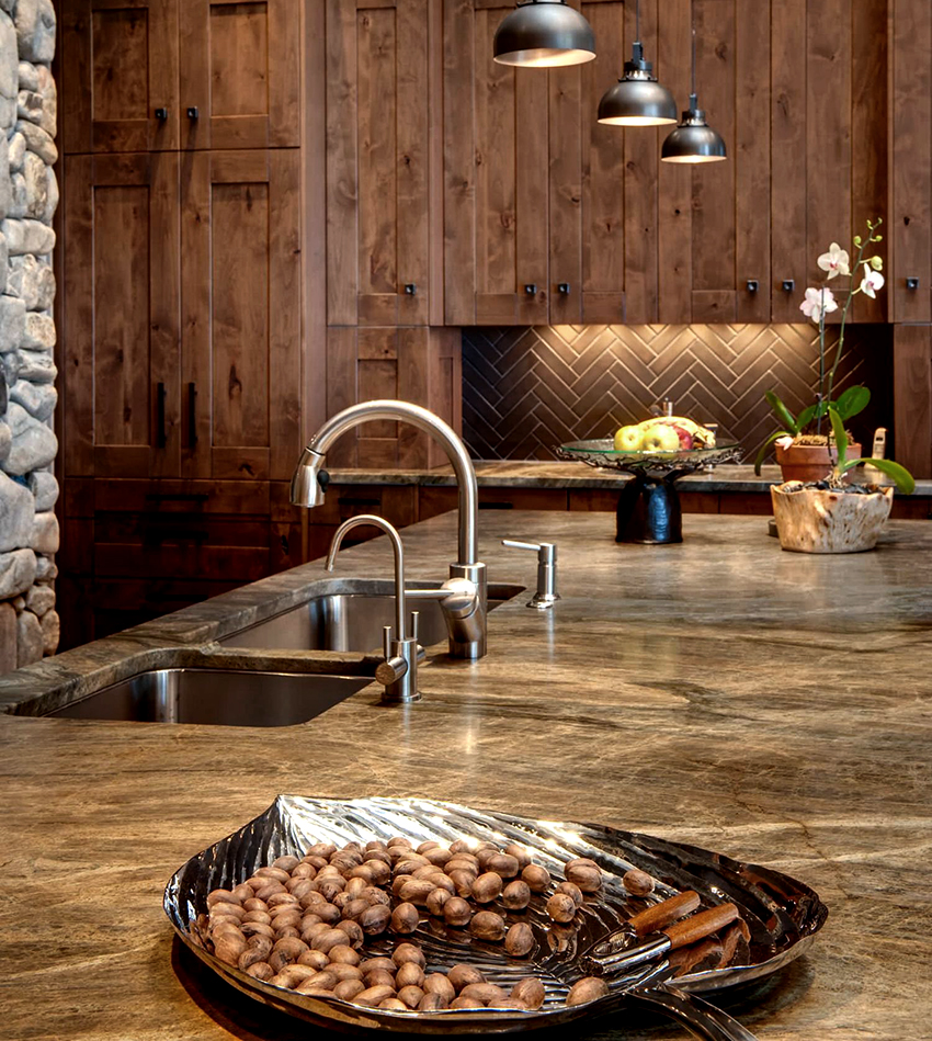 Kamienny blat będzie główną ozdobą każdej kuchni Kamienny blat będzie główną ozdobą każdej kuchni