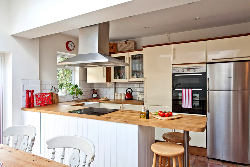 Drewniane blaty są trwałe i przyjazne dla środowiska Drewniane blaty są trwałe i przyjazne dla środowiska