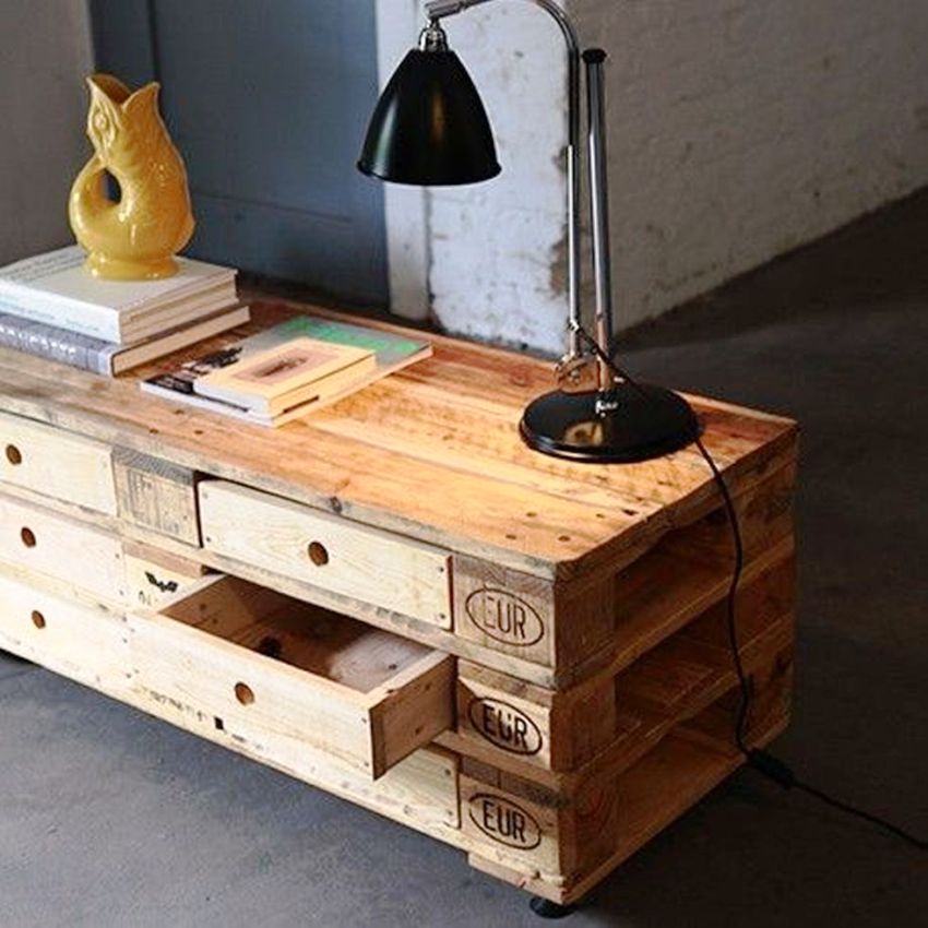 Jeder kann mit seinen eigenen Händen einen einfachen Nachttisch machen Jeder kann mit seinen eigenen Händen einen einfachen Nachttisch machen