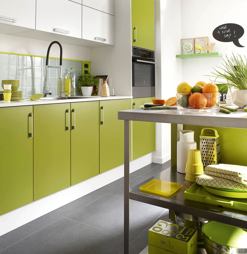 Culoarea fistic va face camera bucătăriei mai aerisită, mai ușoară și mai ușoară Culoarea fistic va face camera bucătăriei mai aerisită, mai ușoară și mai ușoară