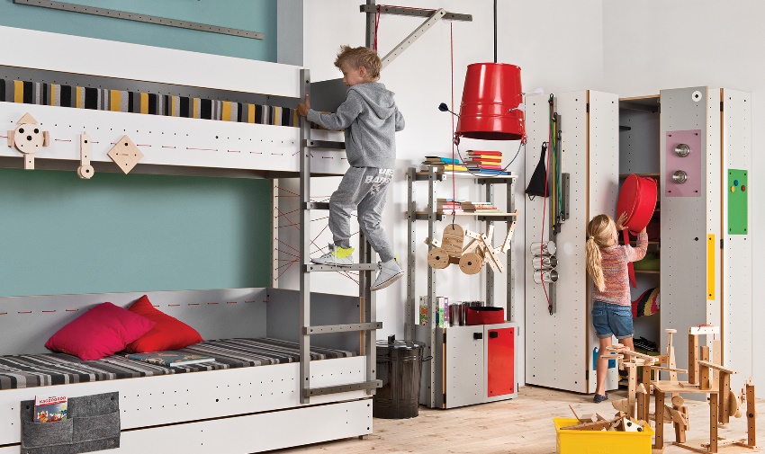 เฉดสีฟ้าเป็นจานสีที่ดูเท่ดังนั้นคุณต้องระมัดระวังสำหรับผู้ที่มีห้องหันไปทางทิศเหนือ เฉดสีฟ้าเป็นจานสีที่ดูเท่ดังนั้นคุณต้องระมัดระวังสำหรับผู้ที่มีห้องหันไปทางทิศเหนือ