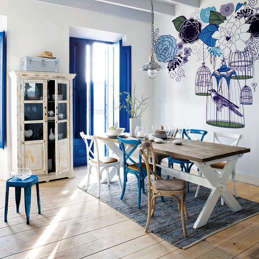 Šaltai mėlynais tonais pagaminti fotomuralai tinka žmonėms, turintiems antsvorio Šaltai mėlynais tonais pagaminti fotomuralai tinka žmonėms, turintiems antsvorio