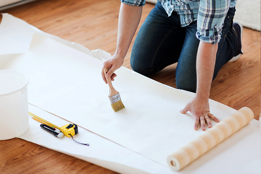 Jei nėra patirties, tada fototapetų klijavimo procesą geriau patikėti specialistui Jei nėra patirties, tada fototapetų klijavimo procesą geriau patikėti specialistui