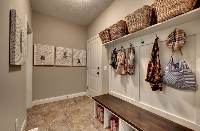 Det er meget vigtigt at stole på rummets geometri, når man skaber et smukt design. Det er meget vigtigt at stole på rummets geometri, når man skaber et smukt design.