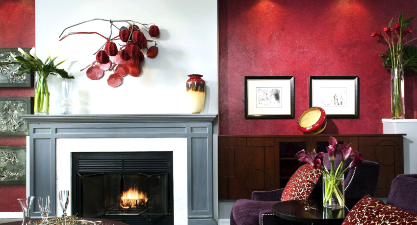 Hvis du har tenkt å skape et utsøkt og luksuriøst interiør, er rødt tapet best egnet for dette formålet. Hvis du har tenkt å skape et utsøkt og luksuriøst interiør, er rødt tapet best egnet for dette formålet.