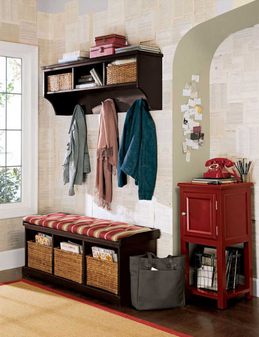 Για να ξεκινήσετε τη διαδικασία διακόσμησης του διαδρόμου, θα πρέπει να προετοιμάσετε προσεκτικά και να αποθηκεύσετε όλα όσα χρειάζεστε Για να ξεκινήσετε τη διαδικασία διακόσμησης του διαδρόμου, θα πρέπει να προετοιμάσετε προσεκτικά και να αποθηκεύσετε όλα όσα χρειάζεστε