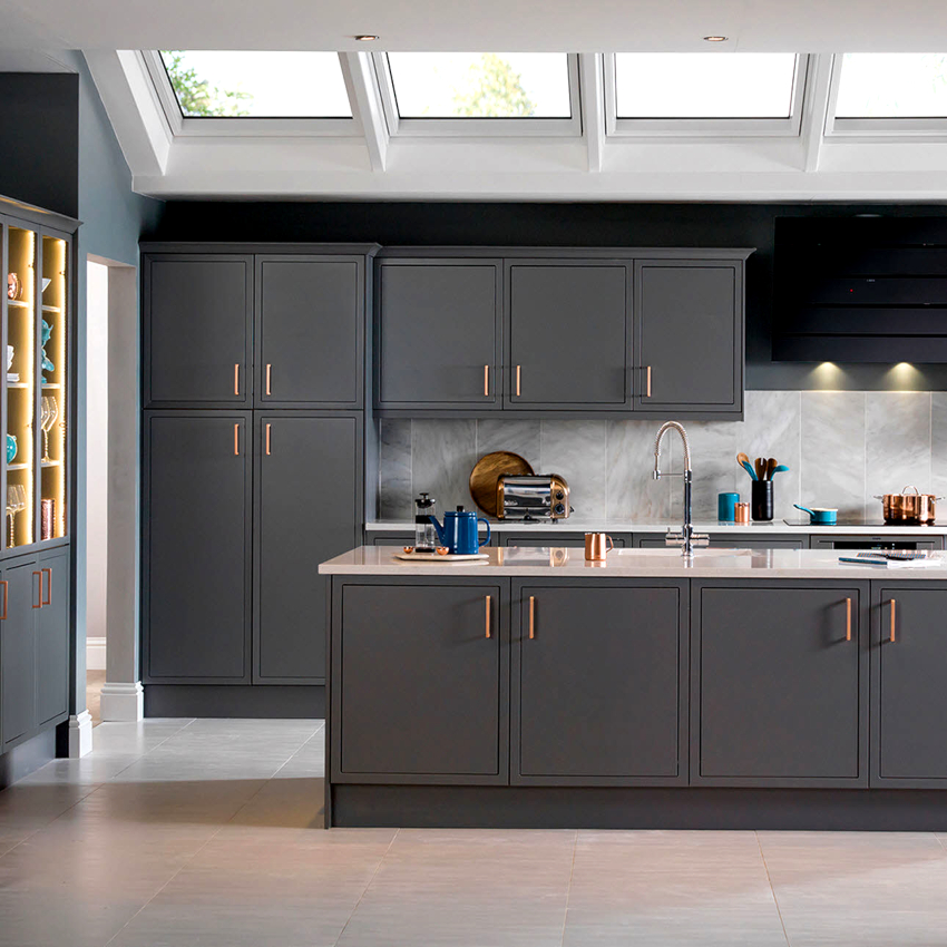 Grå er en neutral farve: hverken varm eller kold Grå er en neutral farve: hverken varm eller kold