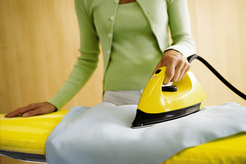 אם לאחר הכביסה יש קפלים וקמטוטים, יש לגהץ את הטול אם לאחר הכביסה יש קפלים וקמטוטים, יש לגהץ את הטול