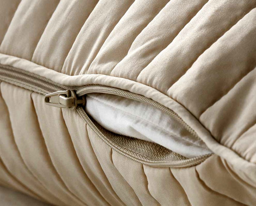 כיסויים יכולים להיות לכל הספה כולה או לכל חלק בה בנפרד כיסויים יכולים להיות לכל הספה כולה או לכל חלק בה בנפרד