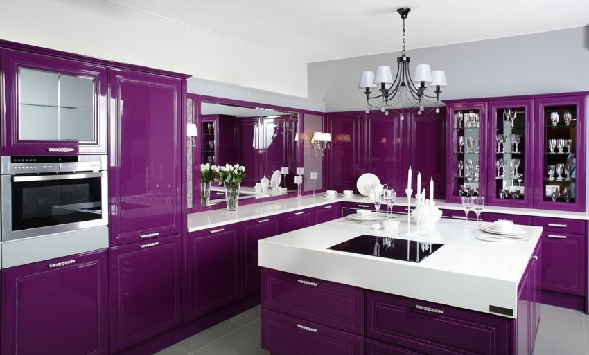 Shades of purple have an overwhelming effect on appetite, so a kitchen decorated in these colors will help you cope with excess weight Shades of purple have an overwhelming effect on appetite, so a kitchen decorated in these colors will help you cope with excess weight