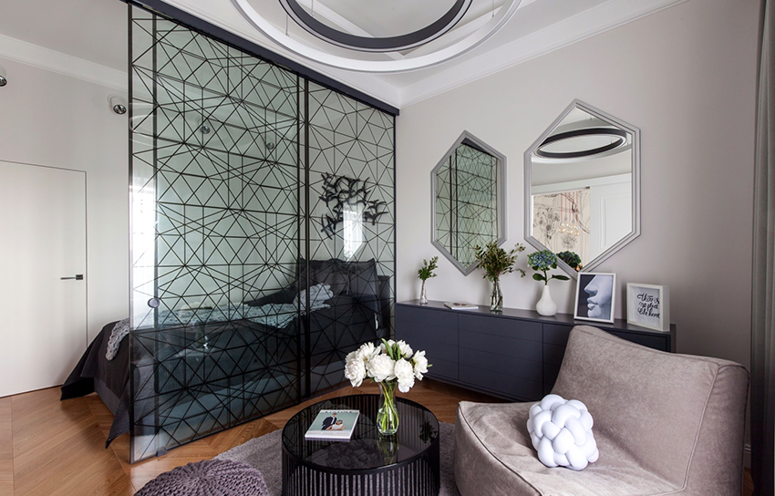 Du kan kombinere et soverom med stue, selv i et lite rom. Du kan kombinere et soverom med stue, selv i et lite rom.