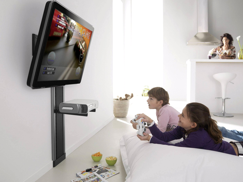 Ang TV ay hindi dapat mailagay malapit sa mga hobs, fireplace at heater Ang TV ay hindi dapat mailagay malapit sa mga hobs, fireplace at heater