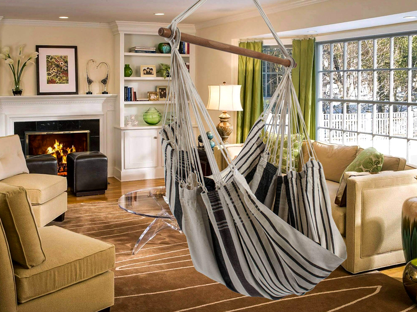 Der skal udvises forsigtighed, det anbefales ikke at hænge stolen tæt på ildkilder Der skal udvises forsigtighed, det anbefales ikke at hænge stolen tæt på ildkilder