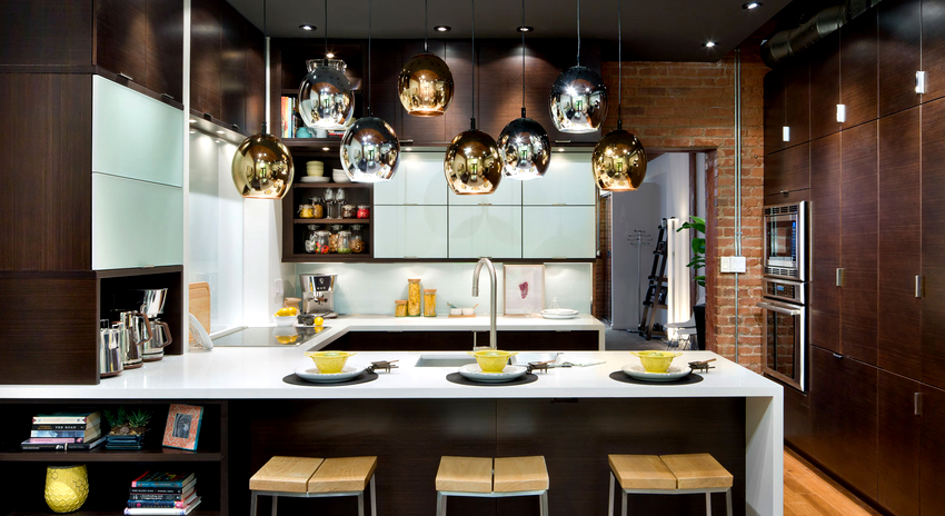 A escolha da cor do lustre depende diretamente do estilo da sala e das preferências pessoais dos proprietários. A escolha da cor do lustre depende diretamente do estilo da sala e das preferências pessoais dos proprietários.