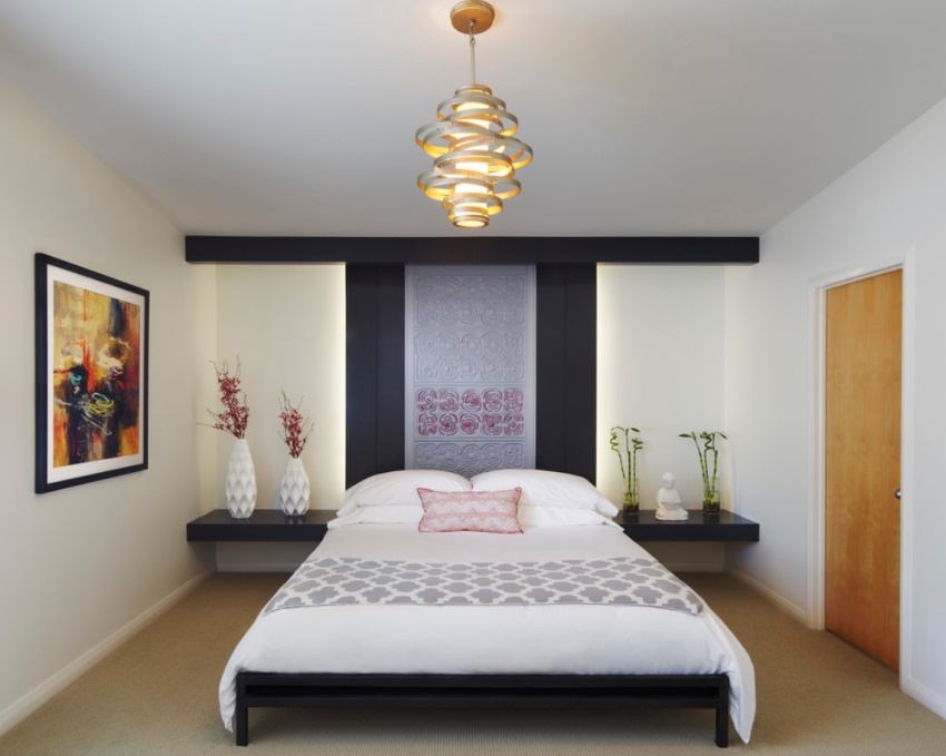 A chandelier in the bedroom is considered not just a functional item, but also an element of decor A chandelier in the bedroom is considered not just a functional item, but also an element of decor