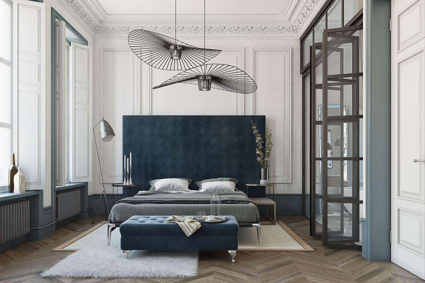 Before the final choice of a chandelier in the bedroom, you should think about how to combine it with other lighting sources Before the final choice of a chandelier in the bedroom, you should think about how to combine it with other lighting sources