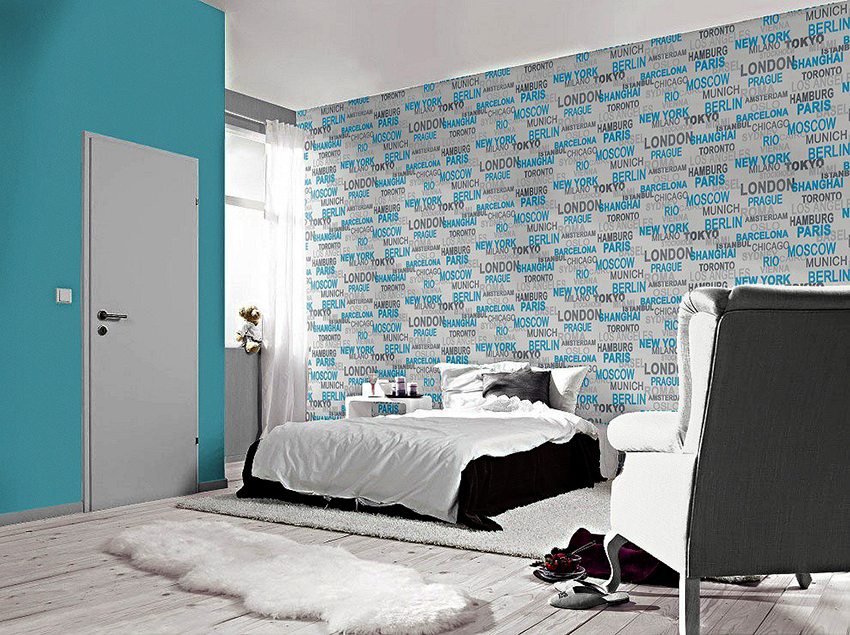 Preporuča se kombiniranje platna s natpisima i običnim tapetama u malim sobama. Preporuča se kombiniranje platna s natpisima i običnim tapetama u malim sobama.