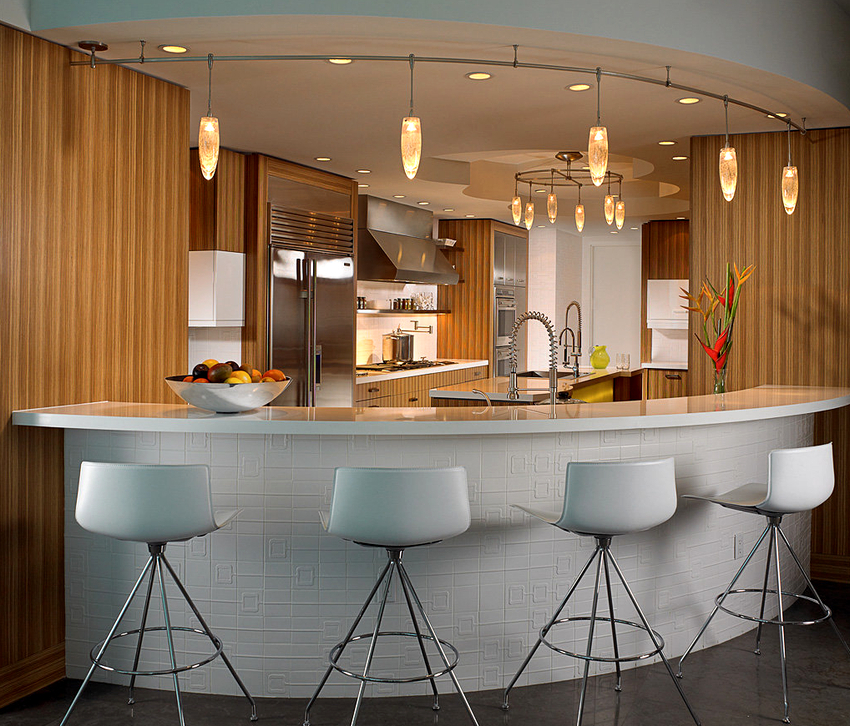 I tilfelle å skape en struktur på flere nivåer, kan belysning bygges inn i hyllen på det nedre nivået I tilfelle å skape en struktur på flere nivåer, kan belysning bygges inn i hyllen på det nedre nivået