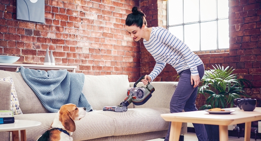 Πριν αγοράσετε, πρέπει να αποφασίσετε τι ακριβώς, σε ποιο βαθμό και πόσο συχνά σκοπεύετε να κάνετε κενό Ηλεκτρική σκούπα: πώς να επιλέξετε έναν αξιόπιστο βοηθό στις οικιακές δουλειές