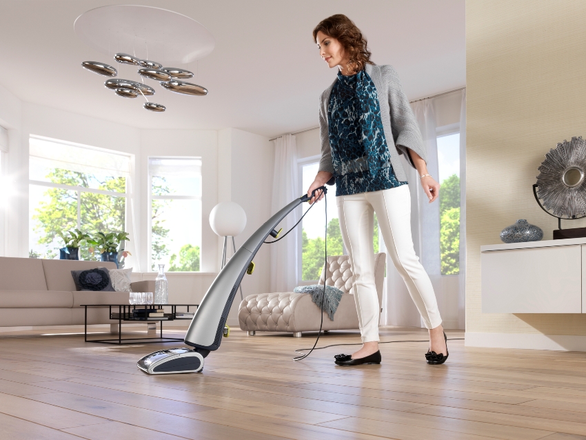 Οι πιο διάσημοι τύποι ηλεκτρικών σκουπών είναι οι κυκλικές, οι σακούλες και το πλύσιμο Οι πιο διάσημοι τύποι ηλεκτρικών σκουπών είναι οι κυκλικές, οι σακούλες και το πλύσιμο