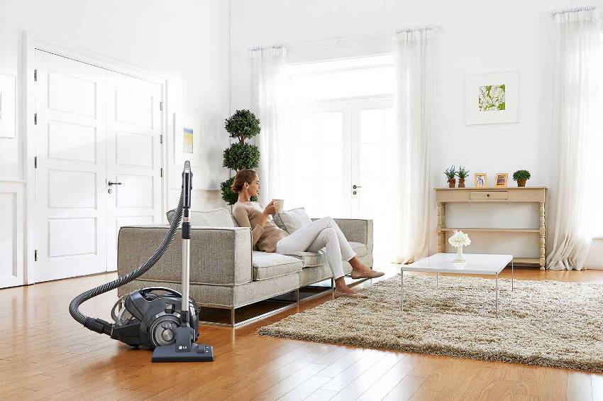 Το φιλικό προς το περιβάλλον σύστημα καθαρισμού της ηλεκτρικής σκούπας πλύσης παρουσιάζει εξαιρετικά αποτελέσματα στην απαλλαγή από ακόμη και μικρά σωματίδια σκόνης Το φιλικό προς το περιβάλλον σύστημα καθαρισμού της ηλεκτρικής σκούπας πλύσης παρουσιάζει εξαιρετικά αποτελέσματα στην απαλλαγή από ακόμη και μικρά σωματίδια σκόνης