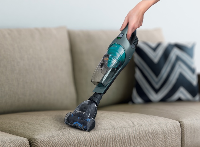 Οι κάθετες ηλεκτρικές σκούπες έχουν μειονεκτήματα, το κύριο από τα οποία είναι η σχετικά χαμηλή ισχύς αναρρόφησης. Οι κάθετες ηλεκτρικές σκούπες έχουν μειονεκτήματα, το κύριο από τα οποία είναι η σχετικά χαμηλή ισχύς αναρρόφησης.