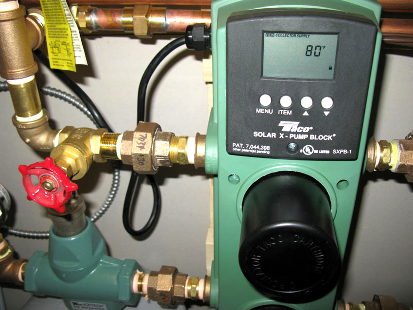 Vor dem Kauf eines Geräts wird empfohlen, die im Reisepass angegebenen Nummern mit den Nummern auf dem Gerät selbst zu überprüfen Vor dem Kauf eines Geräts wird empfohlen, die im Reisepass angegebenen Nummern mit den Nummern auf dem Gerät selbst zu überprüfen