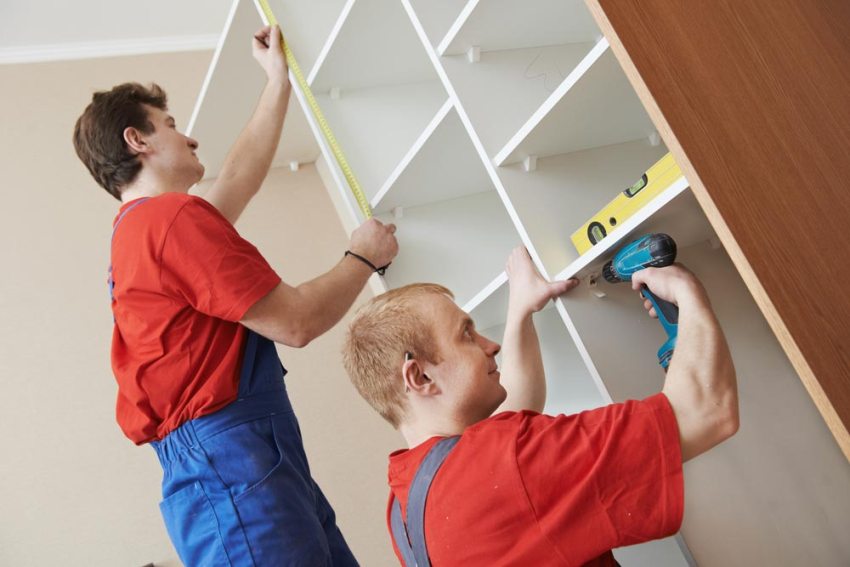 Tủ quần áo đã làm cho nhà vệ sinh phải được cố định chắc chắn Tủ quần áo đã làm cho nhà vệ sinh phải được cố định chắc chắn