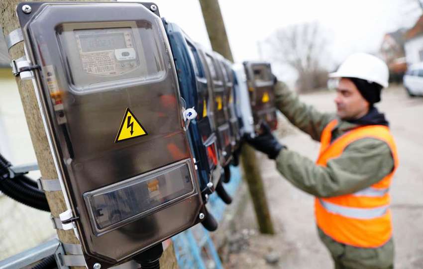 การปฏิบัติตามบทบัญญัติทั้งหมดของกฎหมายจะช่วยปรับปรุงคุณภาพของพลังงานที่จัดหาเพิ่มความน่าเชื่อถือของอุปทานและเพิ่มการประหยัดพลังงาน การปฏิบัติตามบทบัญญัติทั้งหมดของกฎหมายจะช่วยปรับปรุงคุณภาพของพลังงานที่จัดหาเพิ่มความน่าเชื่อถือของอุปทานและเพิ่มการประหยัดพลังงาน