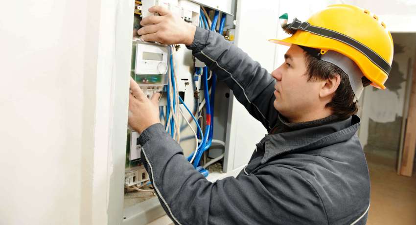 Es ist möglich, Stromzähler in Wohngebäuden zu installieren, wenn eine staatliche Überprüfung vorliegt Installation von Stromzählern: Installationsmerkmale