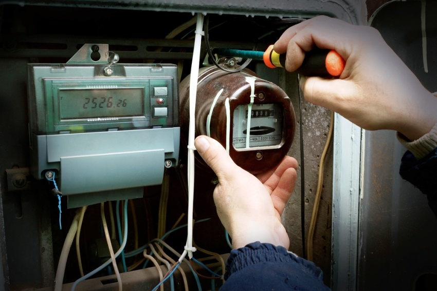 Nachdem Sie ein neues Messgerät installiert haben, müssen Sie beim Stromversorgungsunternehmen einen Antrag auf Versiegelung stellen Nachdem Sie ein neues Messgerät installiert haben, müssen Sie beim Stromversorgungsunternehmen einen Antrag auf Versiegelung stellen