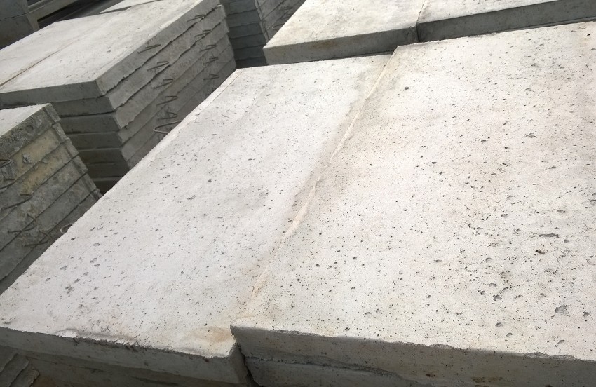 Forstærkningen inde i de monolitiske plader giver en stor sikkerhedsmargen Forstærkningen inde i de monolitiske plader giver en stor sikkerhedsmargen