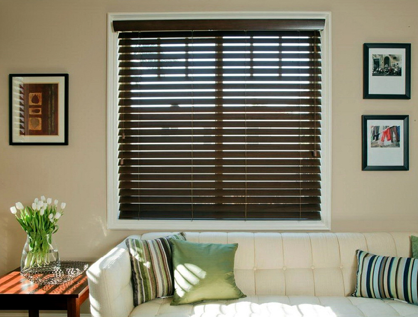 Wooden blinds are strong, wear-resistant and durable Wooden blinds are strong, wear-resistant and durable
