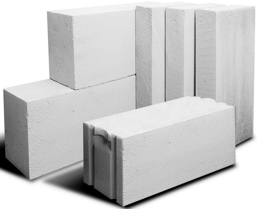 Els blocs de fonamentació petits poden fer 40 i 60 cm de llarg Els blocs de fonamentació petits poden fer 40 i 60 cm de llarg