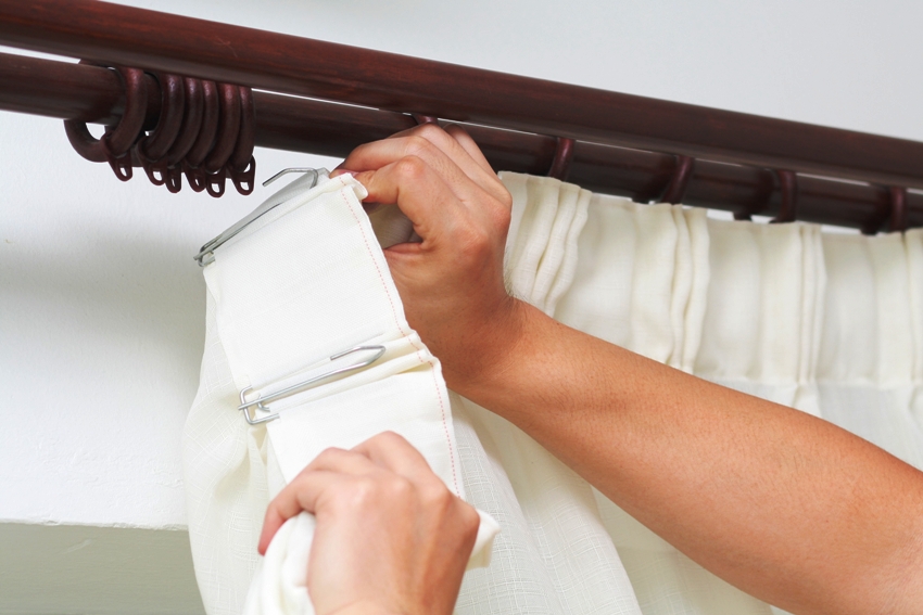 לתקרה נמתחת, עדיף לבחור בסוג קיר כרכוב לתקרה נמתחת, עדיף לבחור בסוג קיר כרכוב