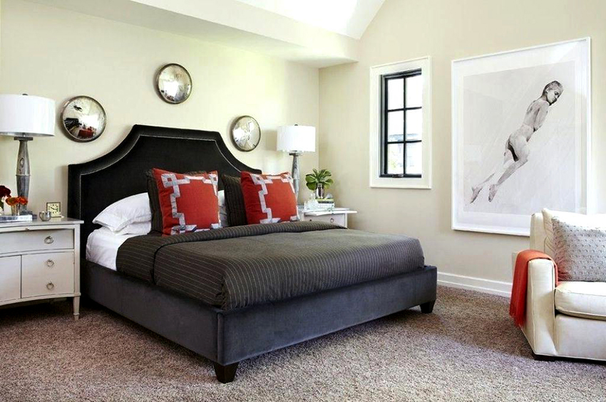 Cel mai adesea, capetele sunt realizate din materiale din lemn, metal, piele sau țesătură. Cel mai adesea, capetele sunt realizate din materiale din lemn, metal, piele sau țesătură.