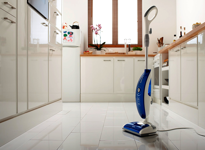 Parný mop nielen povrchy čistí, ale aj dezinfikuje Parný mop nielen povrchy čistí, ale aj dezinfikuje