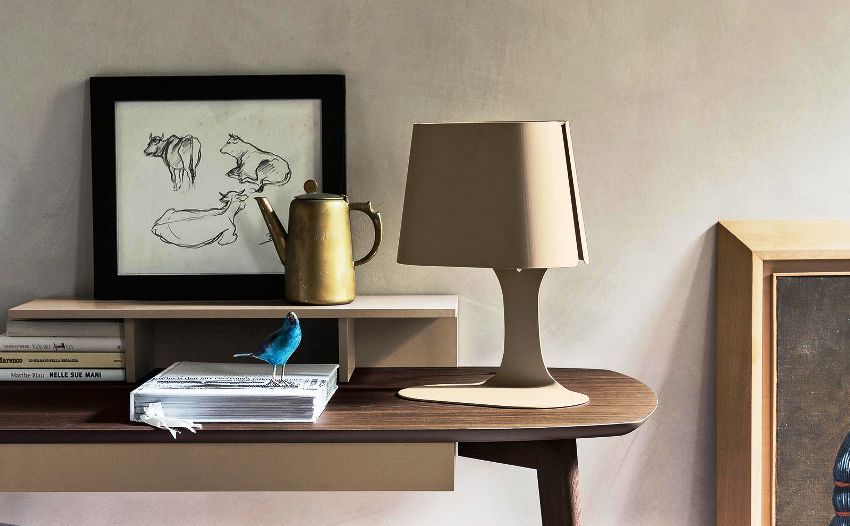 על פי סוג ההרכבה, המנורות מחולקות לקבוצות הבאות: מובנה, תקורה ועל סוגריים על פי סוג ההרכבה, המנורות מחולקות לקבוצות הבאות: מובנה, תקורה ועל סוגריים