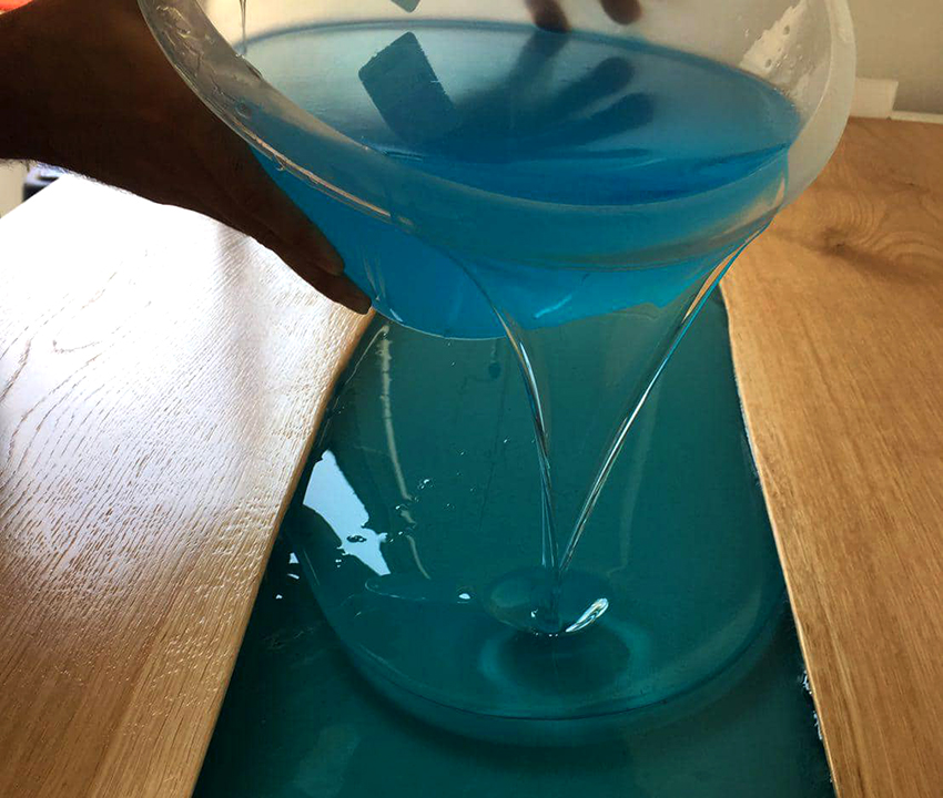 Το τελικό εποξειδικό πρέπει να χρησιμοποιηθεί εντός 40 λεπτών Το τελικό εποξειδικό πρέπει να χρησιμοποιηθεί εντός 40 λεπτών